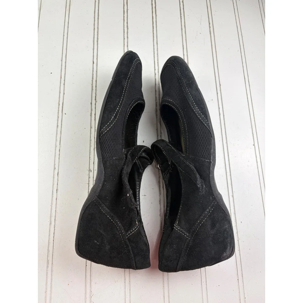AEROSOLES elevate your